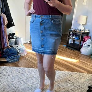 a.n.a Button Down Denim Mini Skirt With Unfinished Hem‎